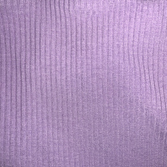 Crop Top - Picture 2 of 4